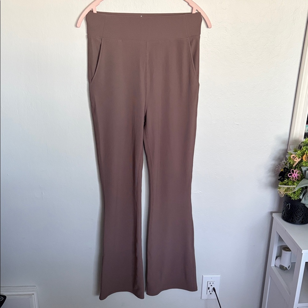 Everyday High-Waist Flare Pants in Taupe